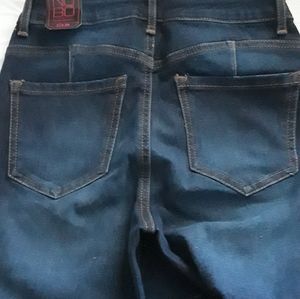 Ladies size 8 skinny fit jeans